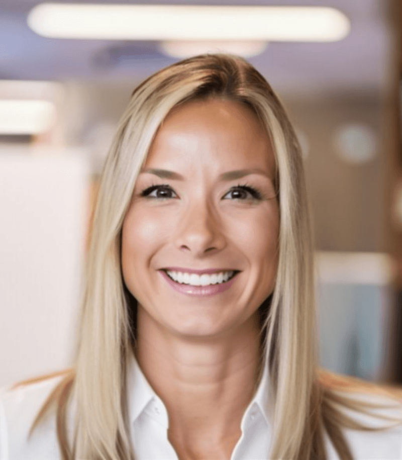 Headshot of Tracy Bradley