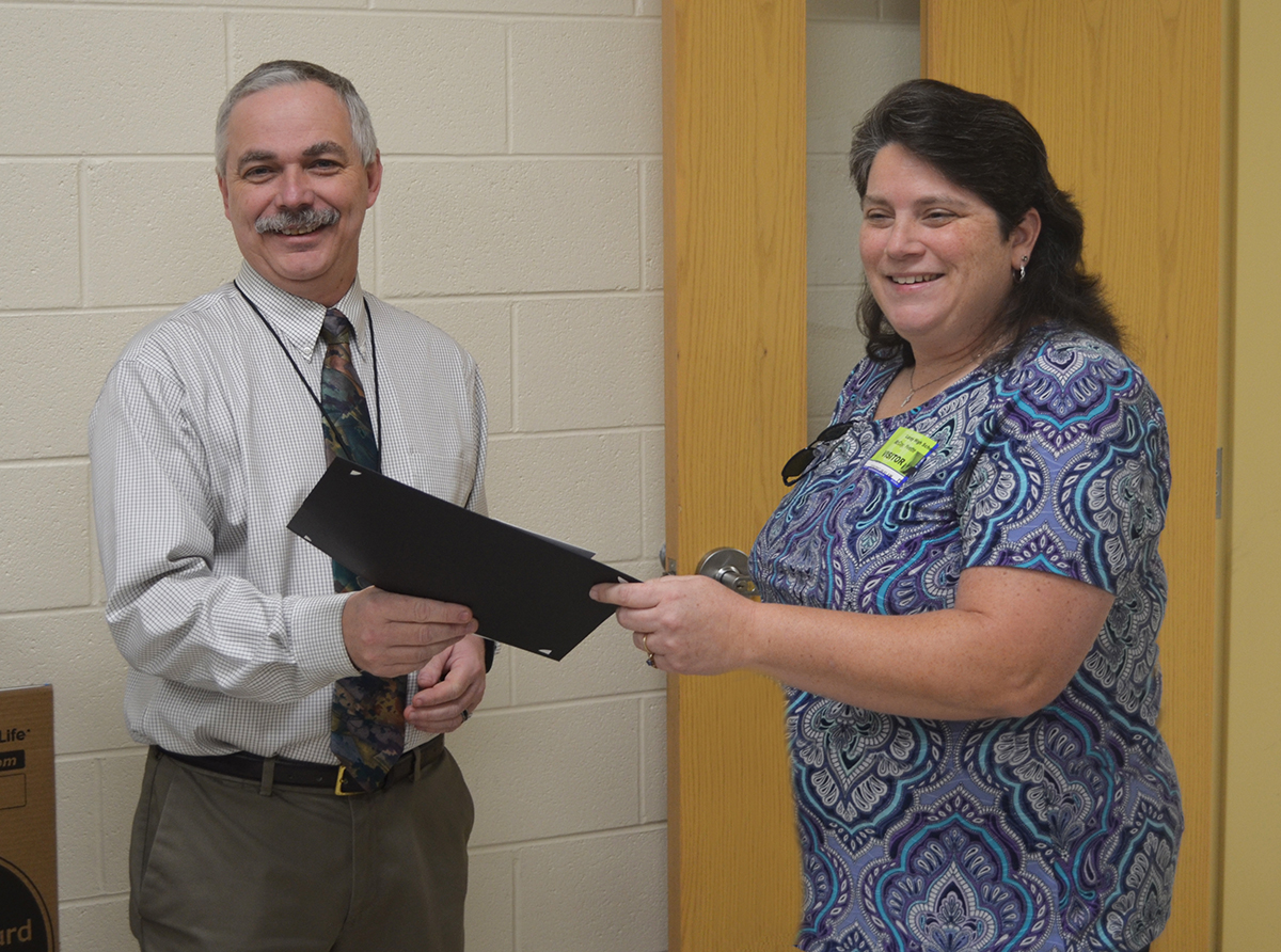 Photo of Steve Johnson and F&M Bank Luray branch coordinator Yvette McCoy