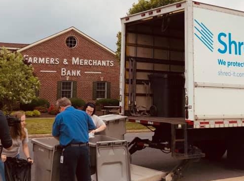 Shred It truck at F&M Bank